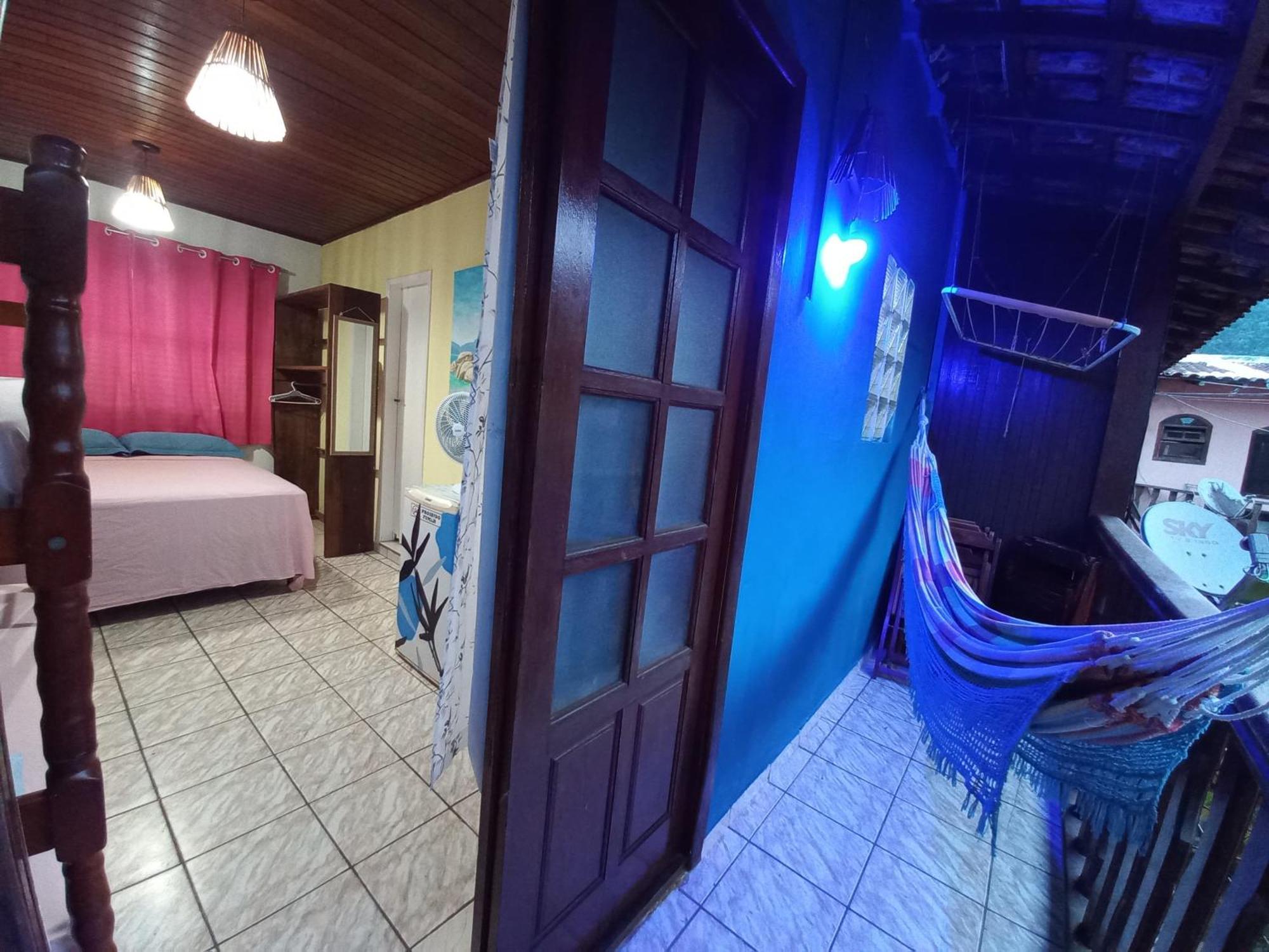 Hostel E Pousada Blue Lagoon Vila do Abraao Номер фото