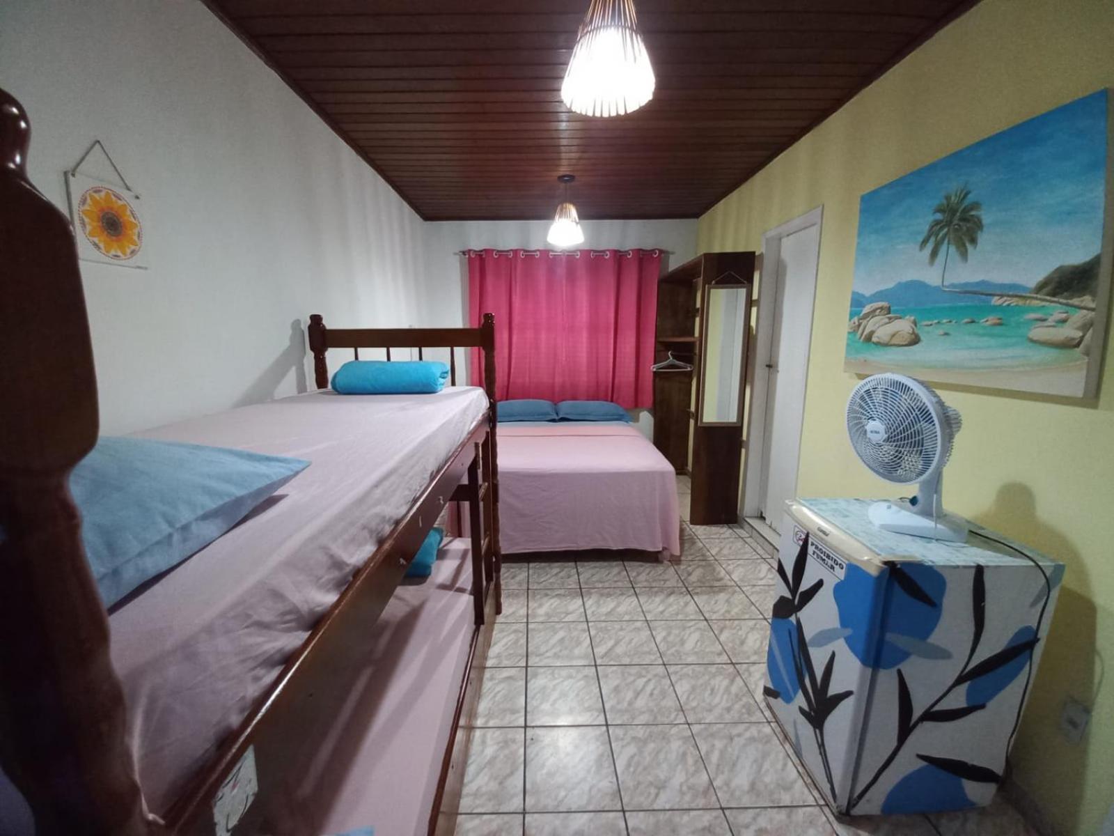 Hostel E Pousada Blue Lagoon Vila do Abraao Номер фото